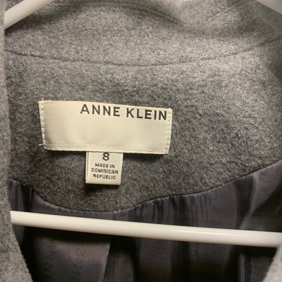 Annie klein , size 8, like new - Picture 2 of 2